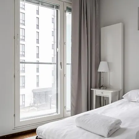 Modern Downtown 1br Next To Pyhaejaervi Apartamento